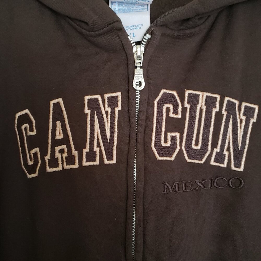 NEW CANCUN Choclate Brown Full ZIp Hoodie with Pockets Size Large